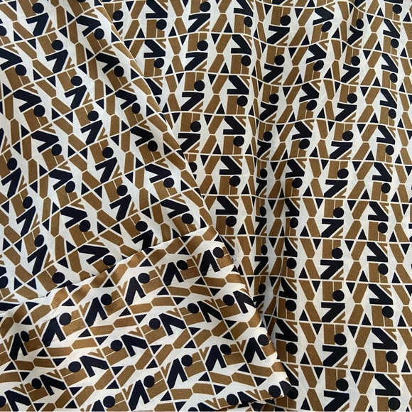 ZARA Button-up Silky Top - Picture 7 of 7